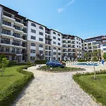 Apollon Apartment *