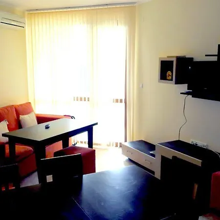 Apollon Apartment